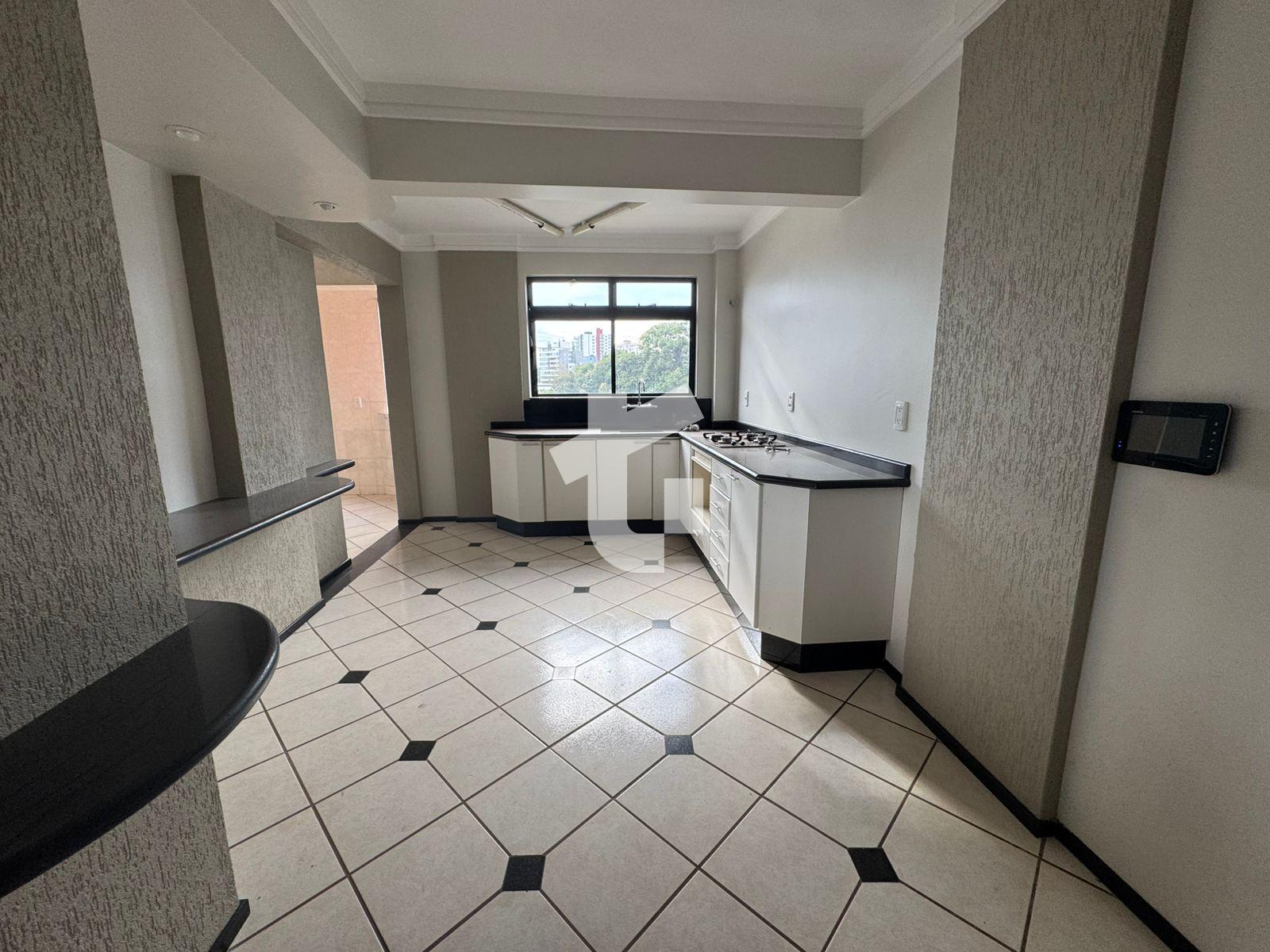 APARTAMENTO VENDA COM 160M PRIVATIVOS e 287M TOTAL- Ed nix. - CENTRO - PATO BRANCO.