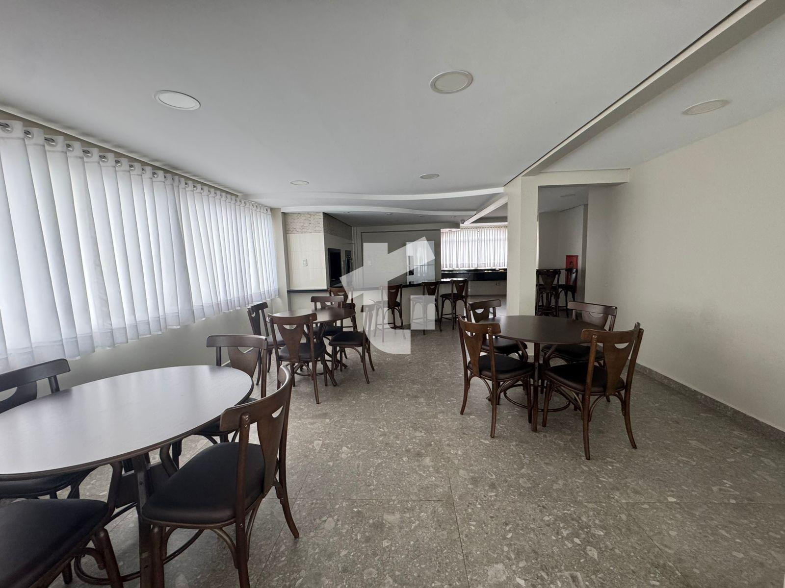 APARTAMENTO VENDA COM 160M PRIVATIVOS e 287M TOTAL- Ed nix. - CENTRO - PATO BRANCO.