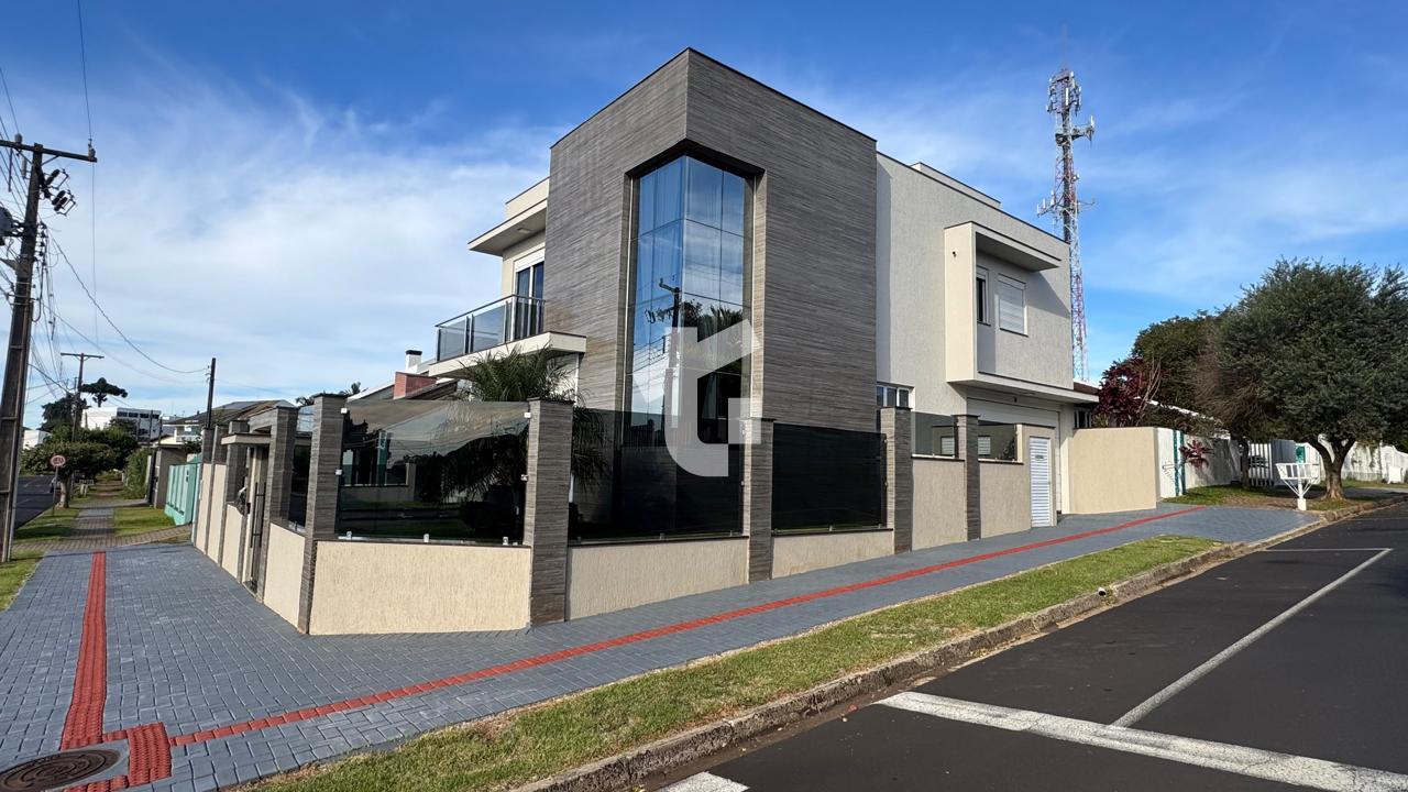 CASA DE ALTO PADRÃO À VENDA NO BAIRRO JARDIM DAS AMÉRICAS, PAT...