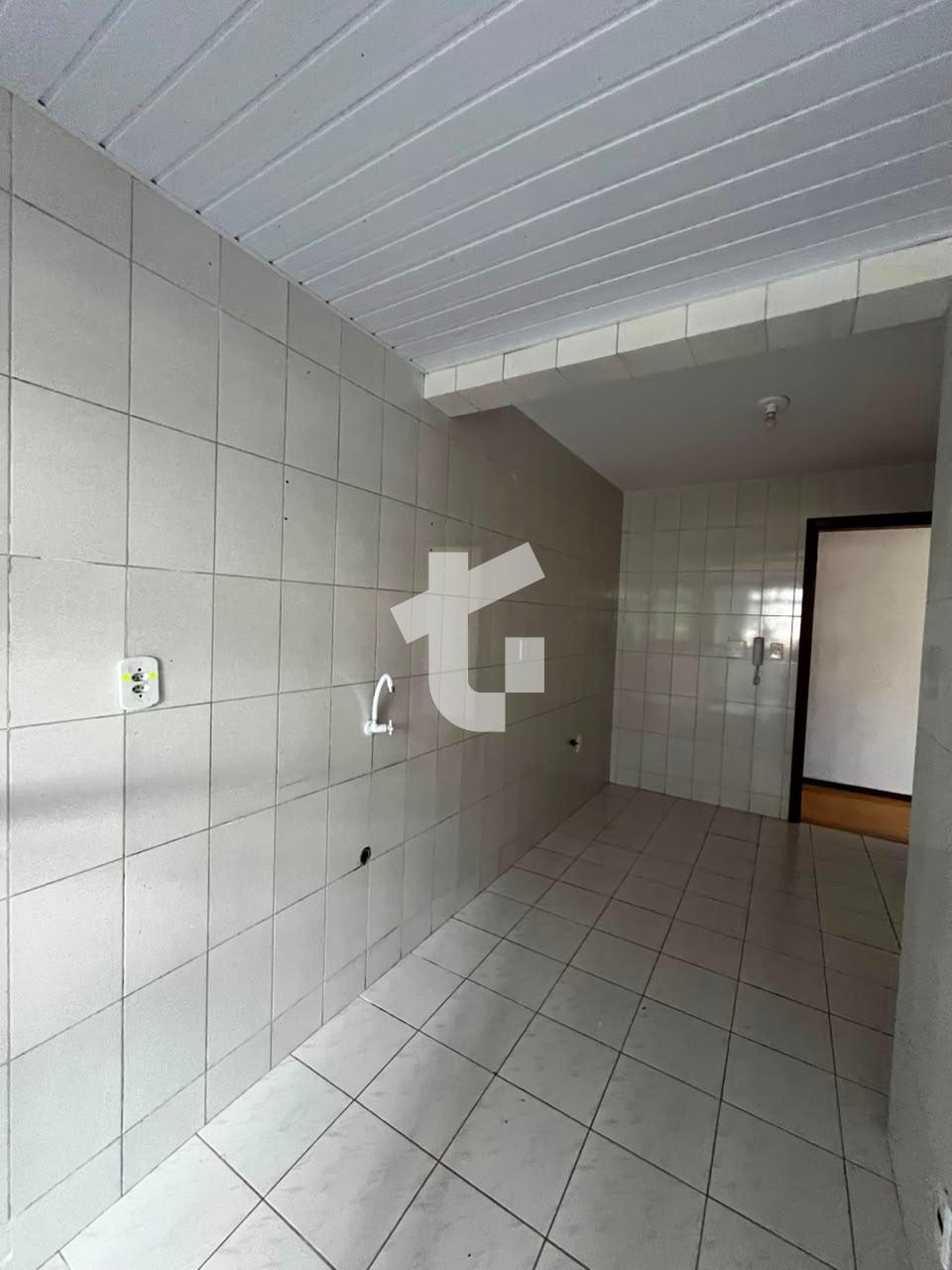 APARTAMENTO PARA LOCAÇÃO NO ED. SAN REMO, LOCALIZADO NO CENTRO...