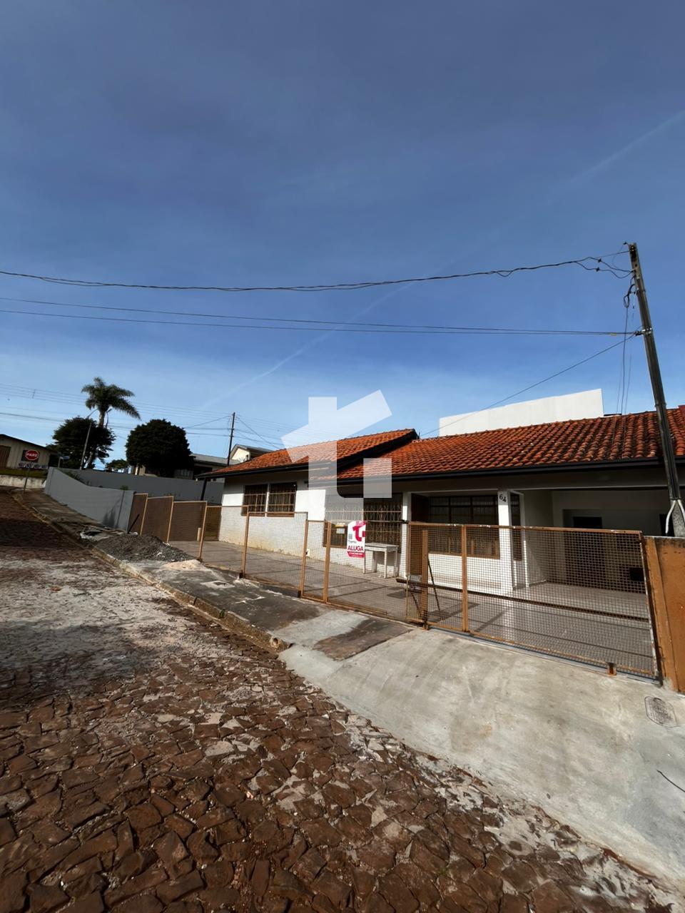 CASA PARA LOCAÇÃO NO BAIRRO MENINO DEUS, PATO BRANCO - PR