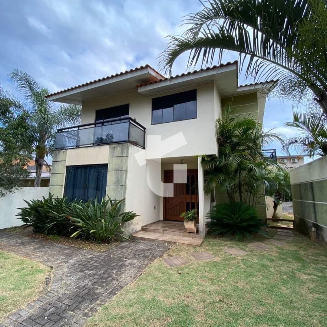 SOBRADO À VENDA, COM 1 SUÍTE, 3 DORMITÓRIOS, PISCINA NO SANTA ...