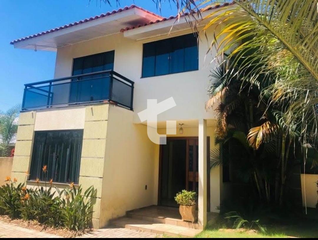 SOBRADO À VENDA, COM 1 SUÍTE, 3 DORMITÓRIOS, PISCINA NO SANTA ...