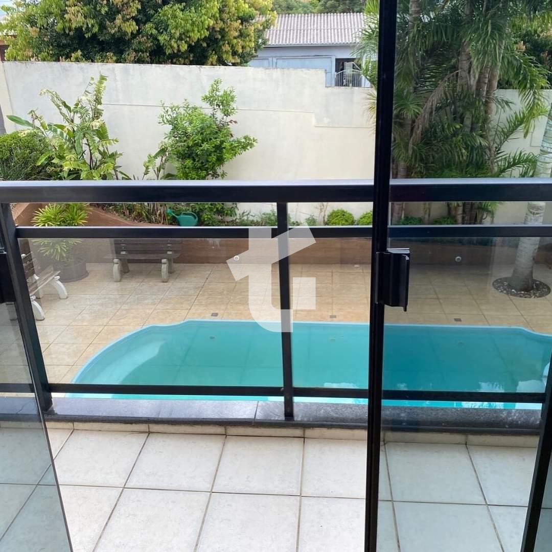 SOBRADO VENDA, COM 1 SUTE, 3 DORMITRIOS, PISCINA NO SANTA TEREZINHA, PATO BRANCO - PR