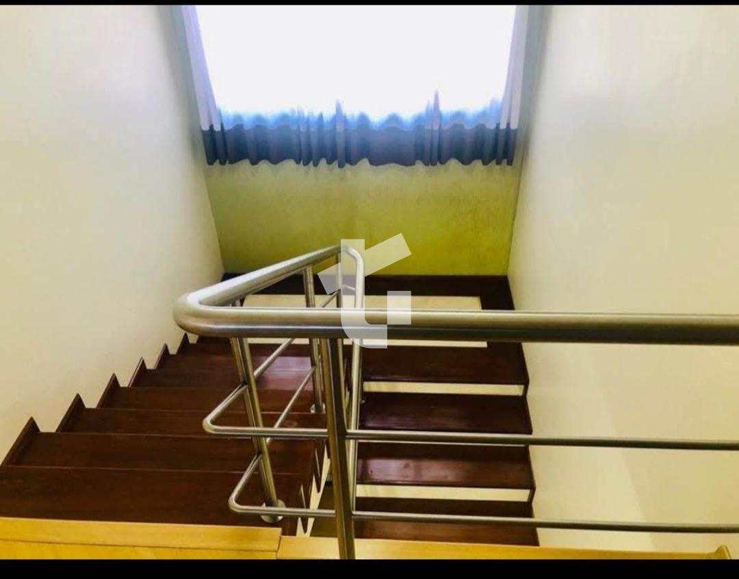 SOBRADO VENDA, COM 1 SUTE, 3 DORMITRIOS, PISCINA NO SANTA TEREZINHA, PATO BRANCO - PR