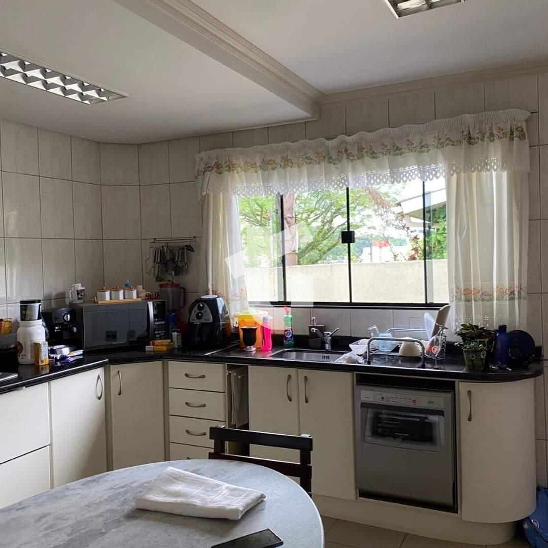 SOBRADO VENDA, COM 1 SUTE, 3 DORMITRIOS, PISCINA NO SANTA TEREZINHA, PATO BRANCO - PR