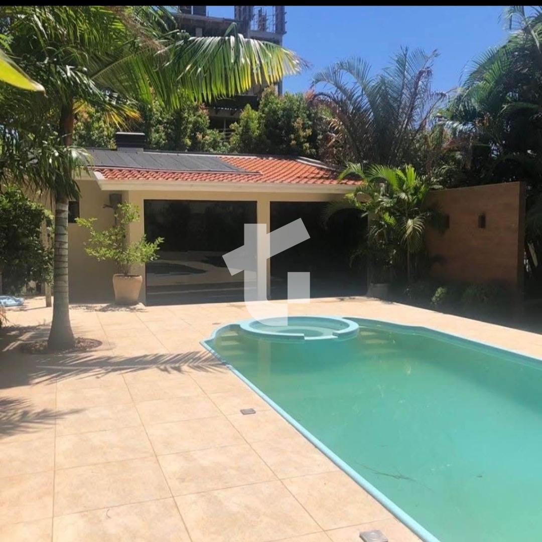 SOBRADO VENDA, COM 1 SUTE, 3 DORMITRIOS, PISCINA NO SANTA TEREZINHA, PATO BRANCO - PR