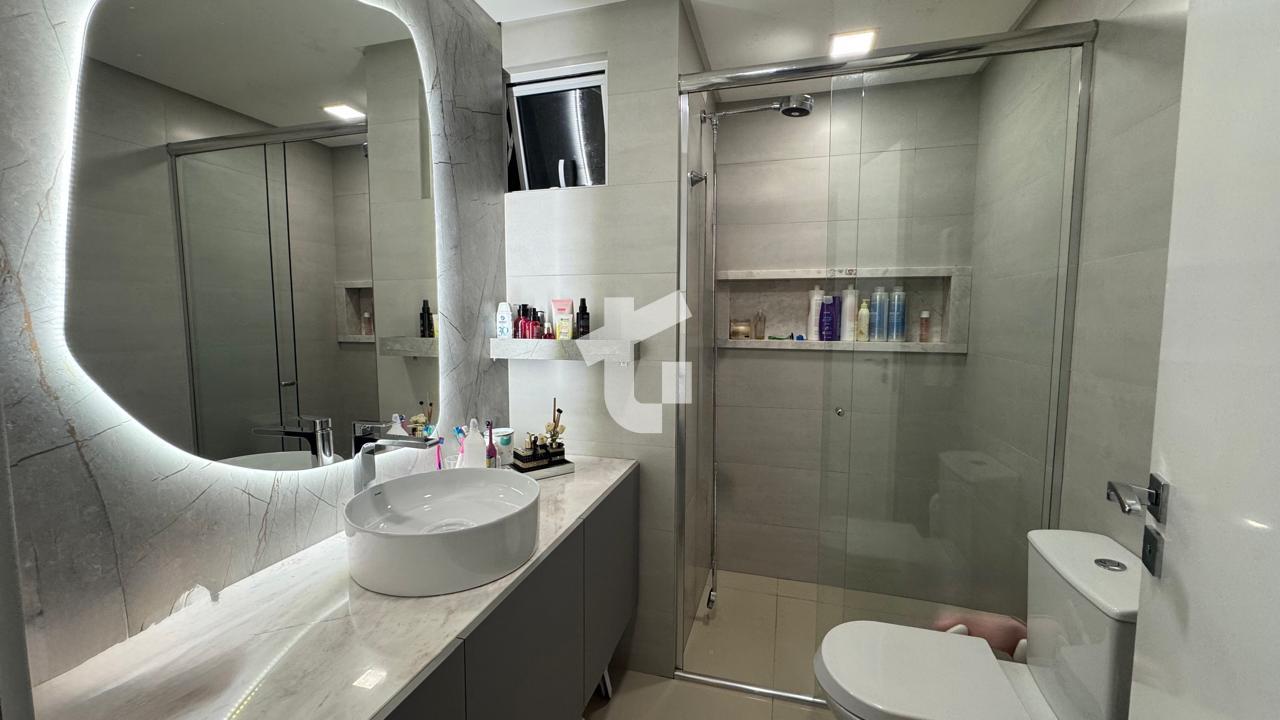 APARTAMENTO SEMIMOBILIADO VENDA NO ED. AVENIDA CENTRAL, CENTRO, PATO BRANCO.