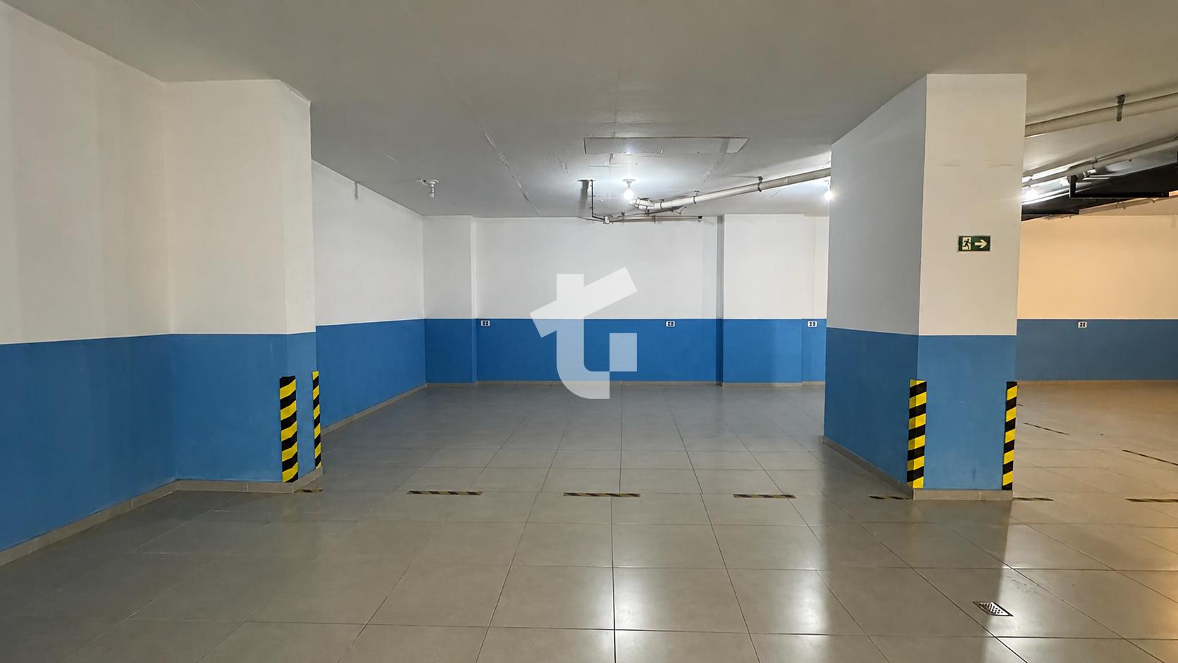 APARTAMENTO SEMIMOBILIADO VENDA NO ED. AVENIDA CENTRAL, CENTRO, PATO BRANCO.