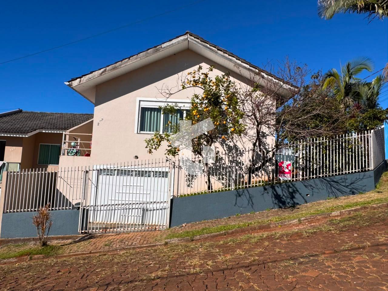 CASA SEMIMOBILIADA À VENDA, COM 2 DORMITÓRIOS NO CADORIN, PATO...