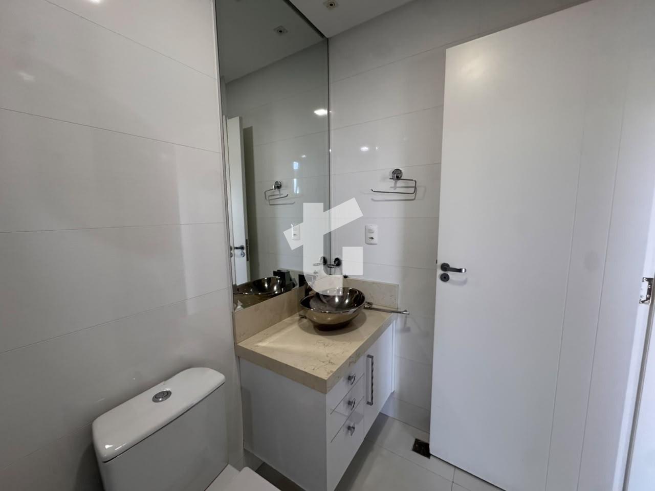 APARTAMENTO DE ALTO PADRO VENDA NO EDIFCIO OTLIO AMADORI - PATO BRANCO.