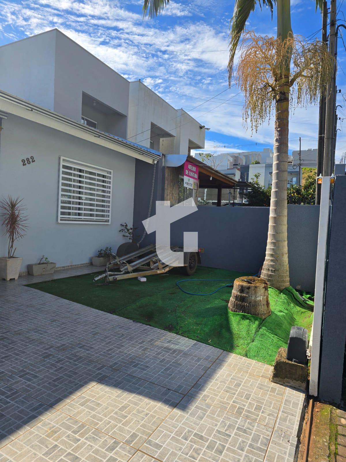 CASA TÉRREA À VENDA NO FRARON, 98M² COM EDÍCULA - PATO BRANCO/PR