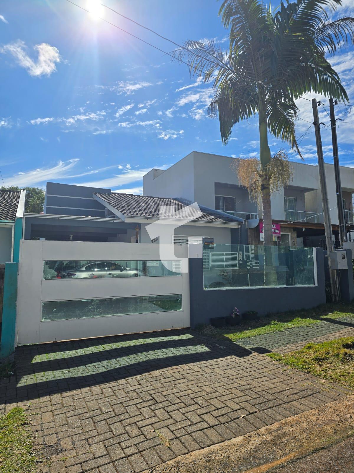 CASA TÉRREA À VENDA NO FRARON, 98M² COM EDÍCULA - PATO BRANCO/PR