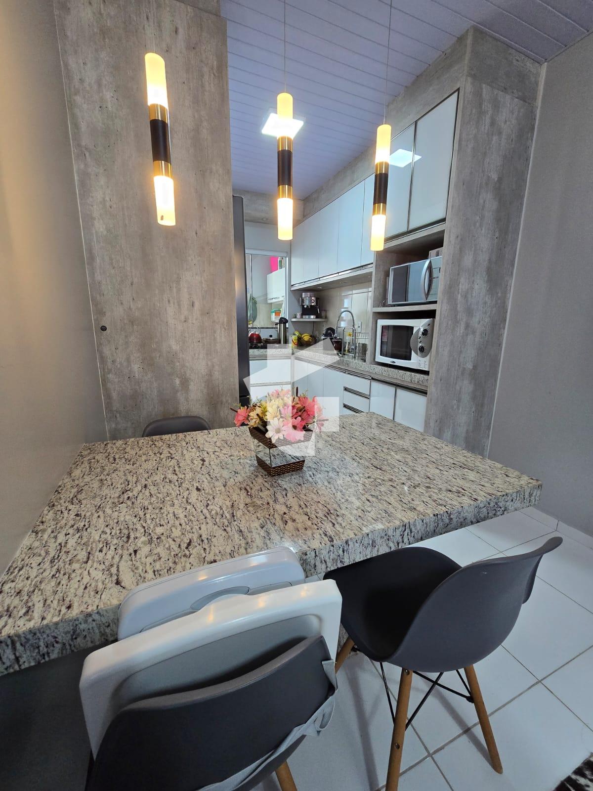 CASA TRREA VENDA NO FRARON, 98M COM EDCULA - PATO BRANCO/PR