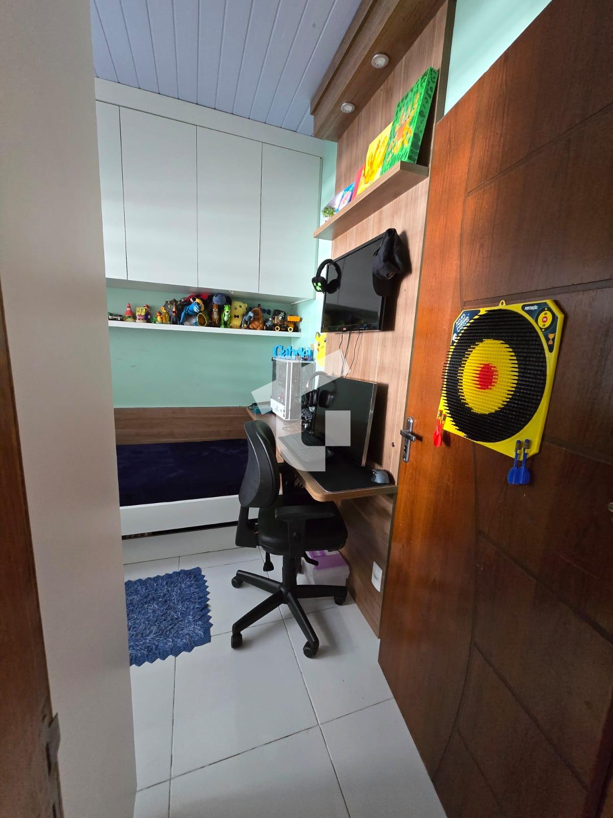 CASA TRREA VENDA NO FRARON, 98M COM EDCULA - PATO BRANCO/PR