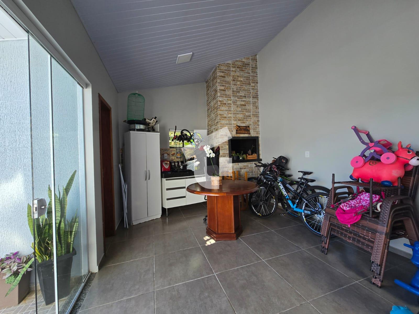 CASA TRREA VENDA NO FRARON, 98M COM EDCULA - PATO BRANCO/PR