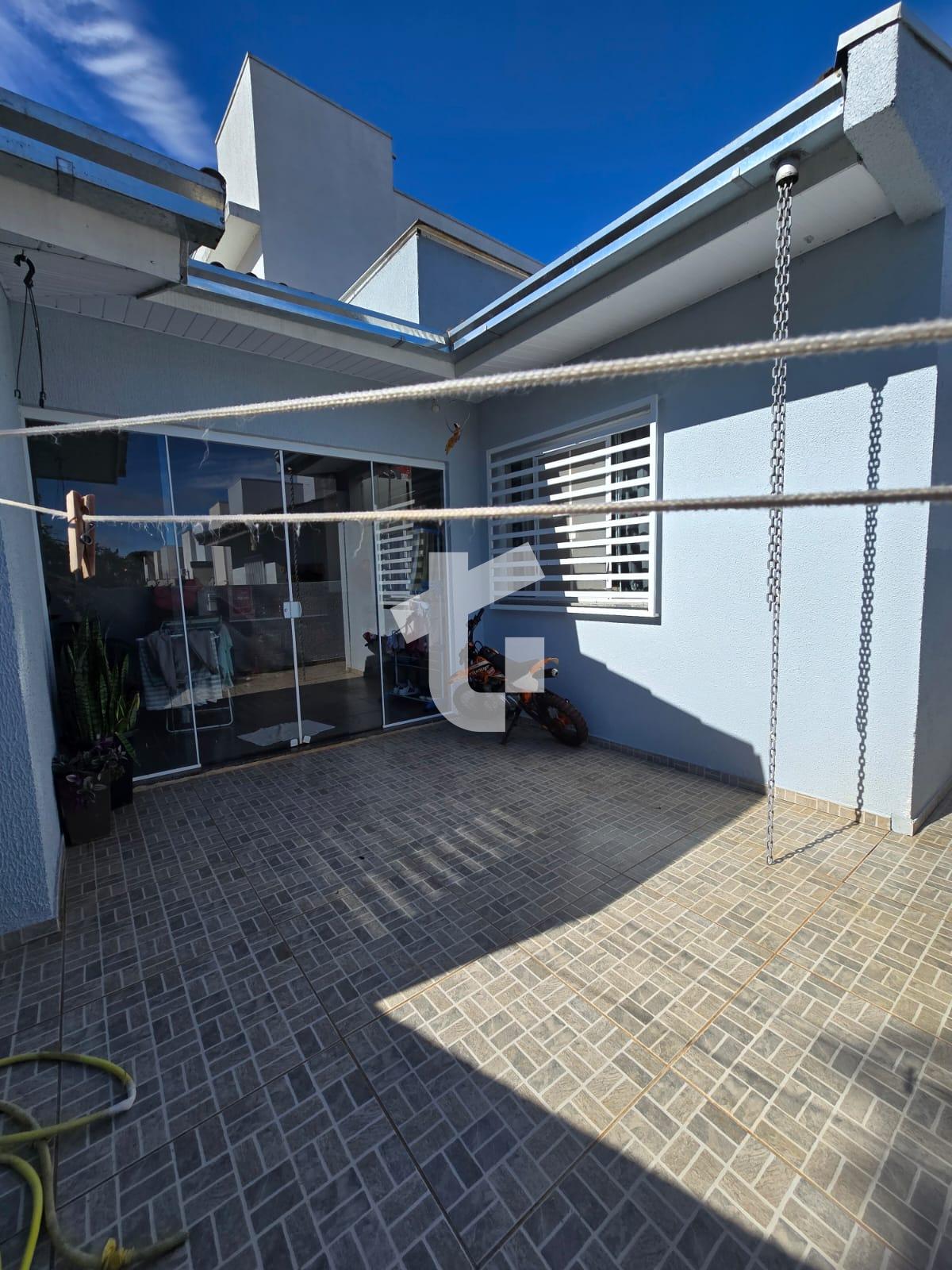 CASA TRREA VENDA NO FRARON, 98M COM EDCULA - PATO BRANCO/PR