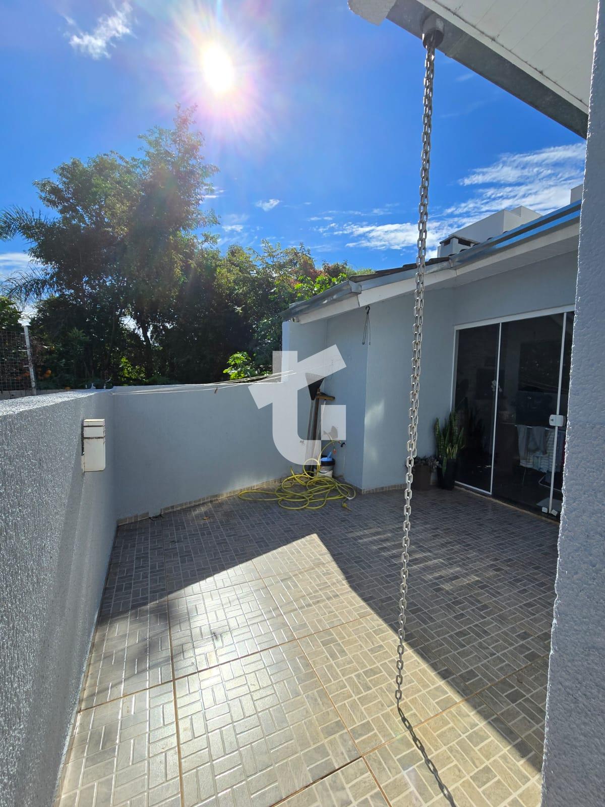 CASA TRREA VENDA NO FRARON, 98M COM EDCULA - PATO BRANCO/PR