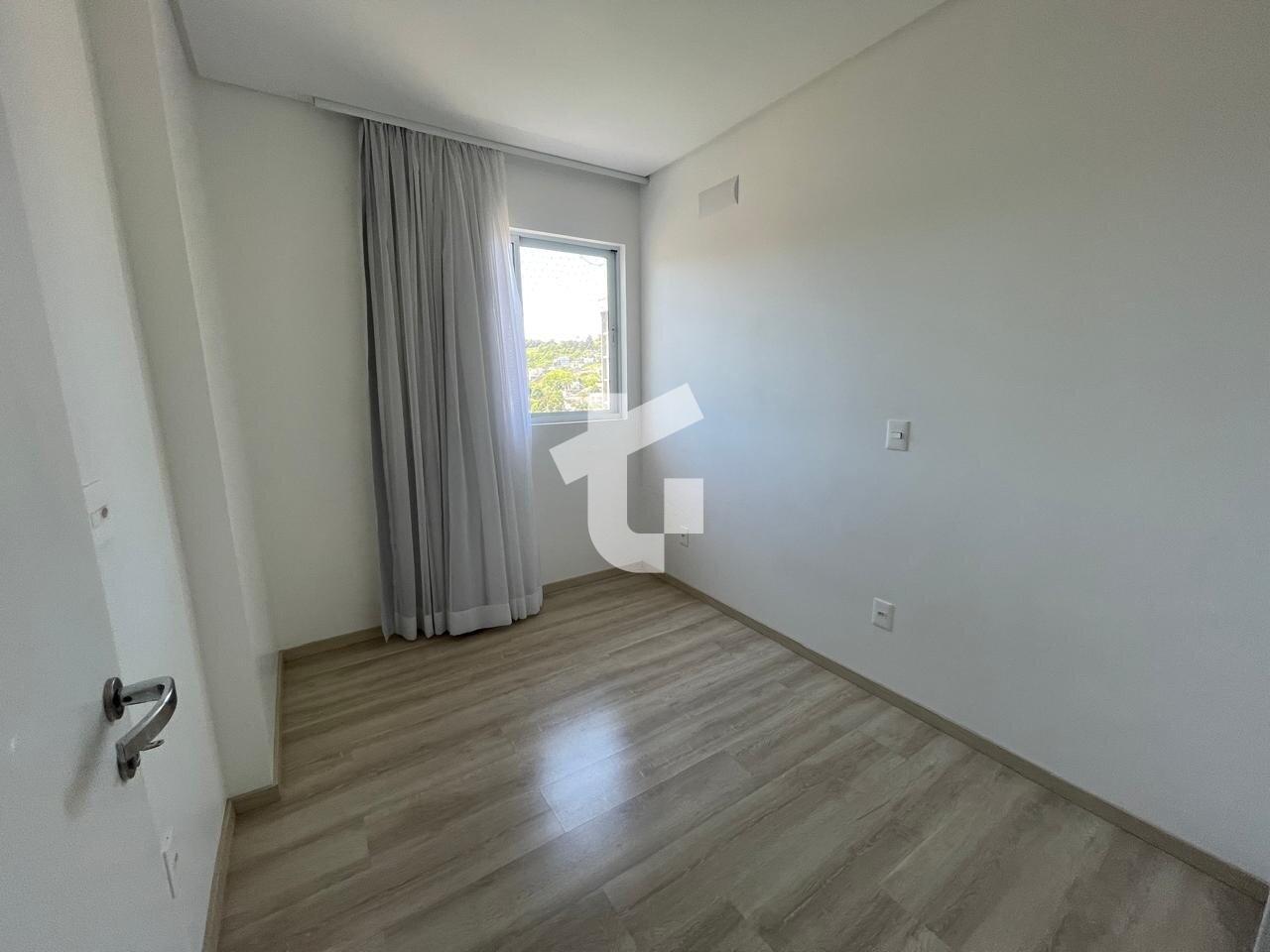 APARTAMENTO SEMIMOBILIADO VENDA NO ED. ESMERALDA - CENTRO DE PATO BRANCO - PR.