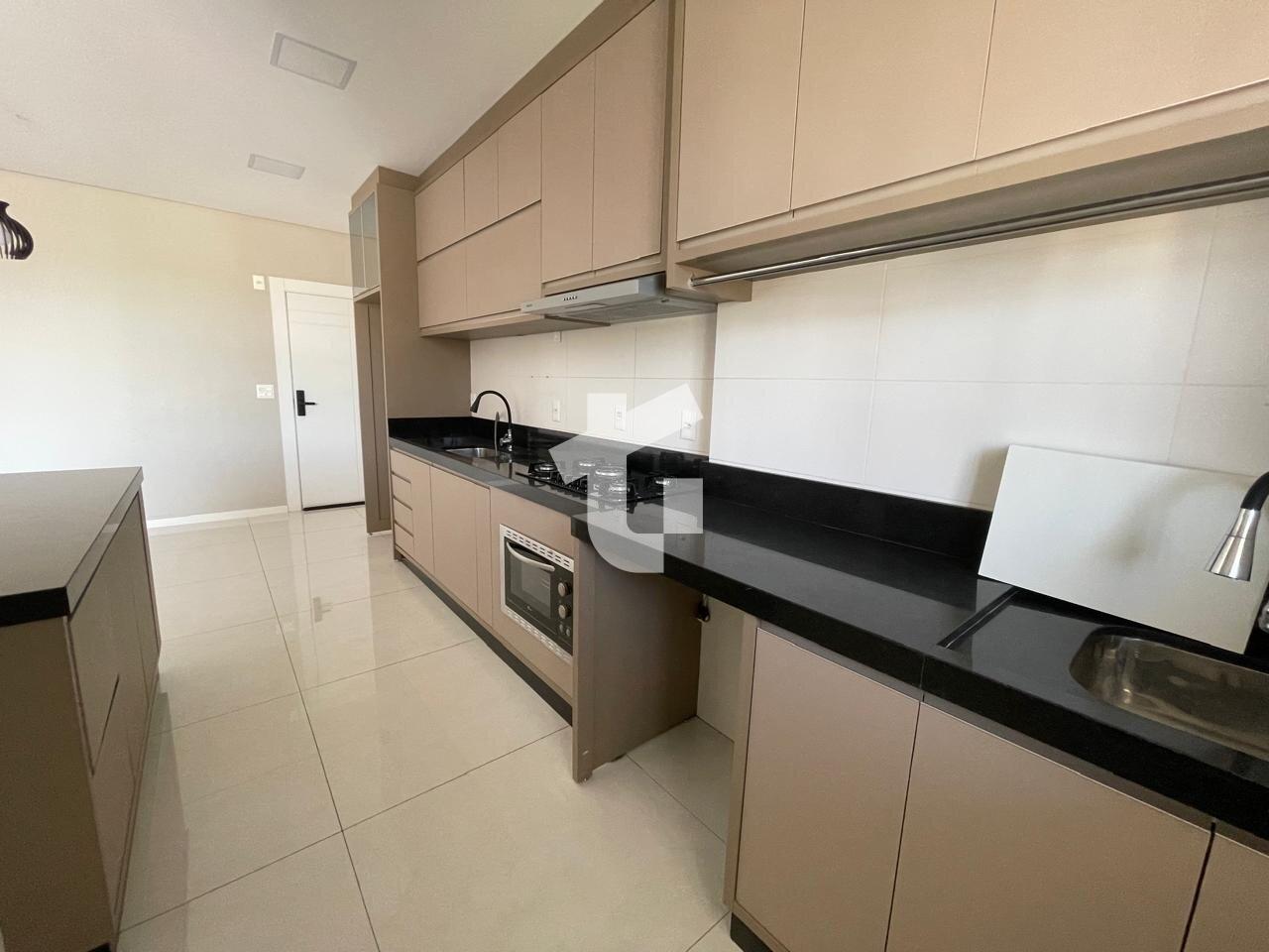 APARTAMENTO SEMIMOBILIADO VENDA NO ED. ESMERALDA - CENTRO DE PATO BRANCO - PR.