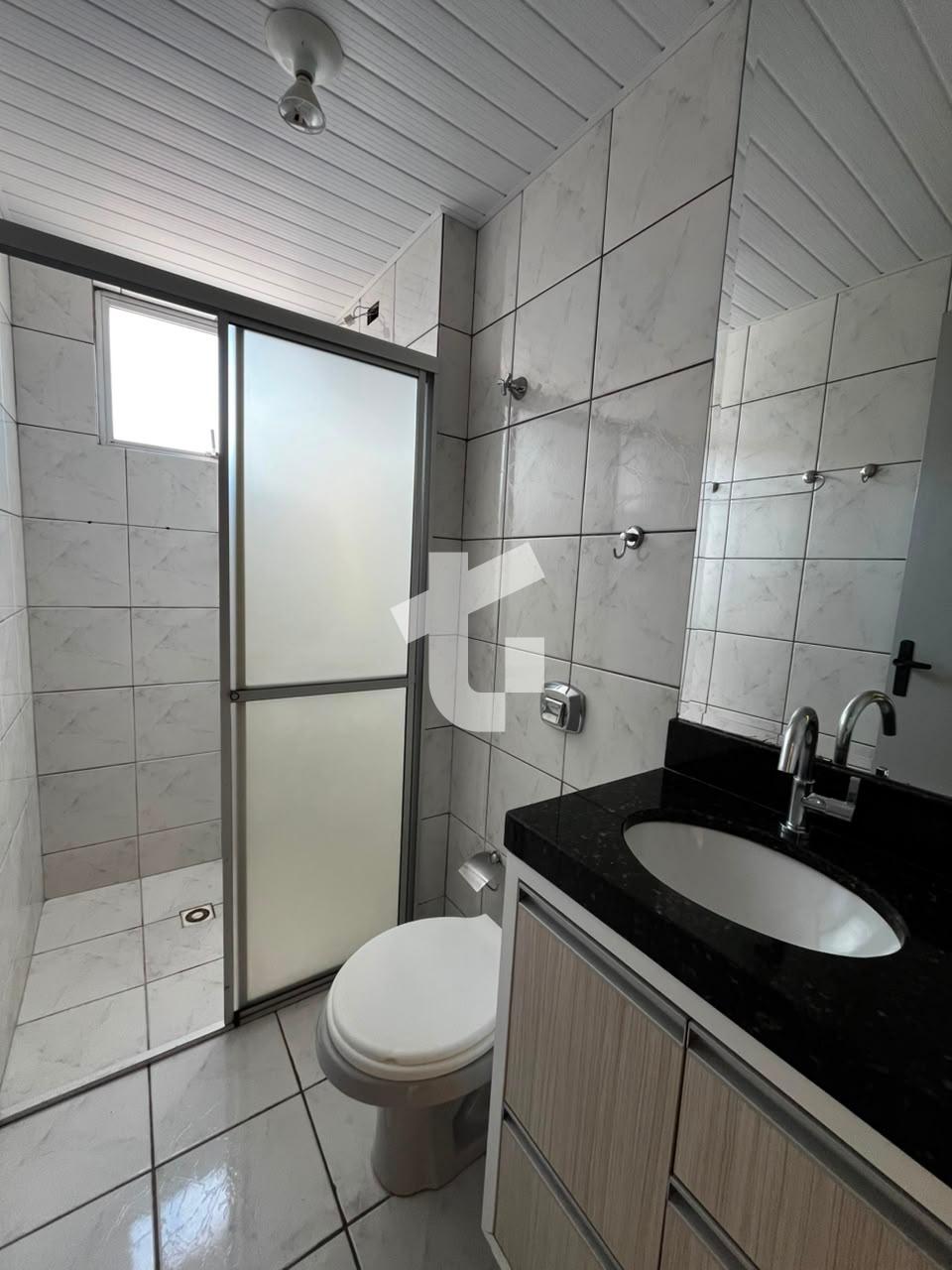 APARTAMENTO ED. PADOAN FILHO, LOCALIZADO NA RUA JACIRETÃ, Nº 4...