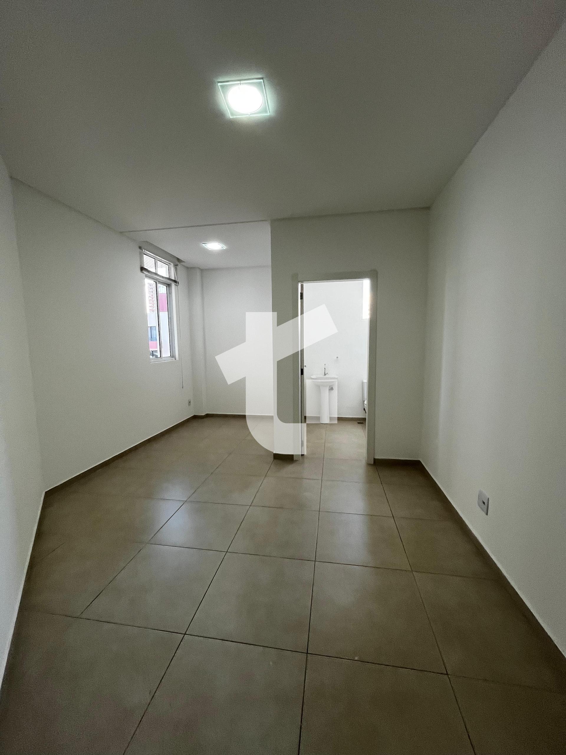 SALA COMERCIAL PARA LOCAÇÃO NO CENTRO DE PATO BRANCO - PR