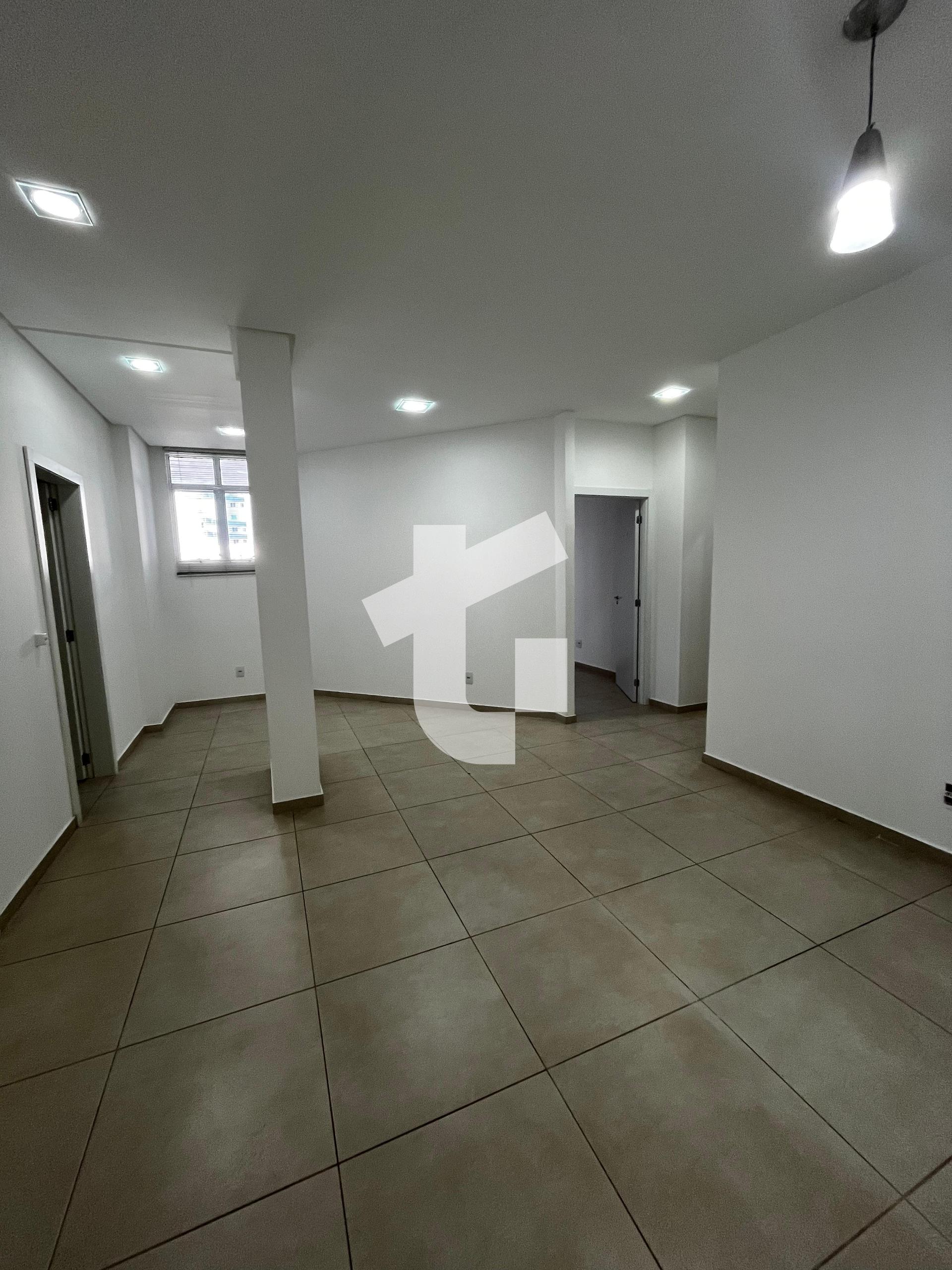 SALA COMERCIAL PARA LOCAÇÃO NO CENTRO DE PATO BRANCO - PR