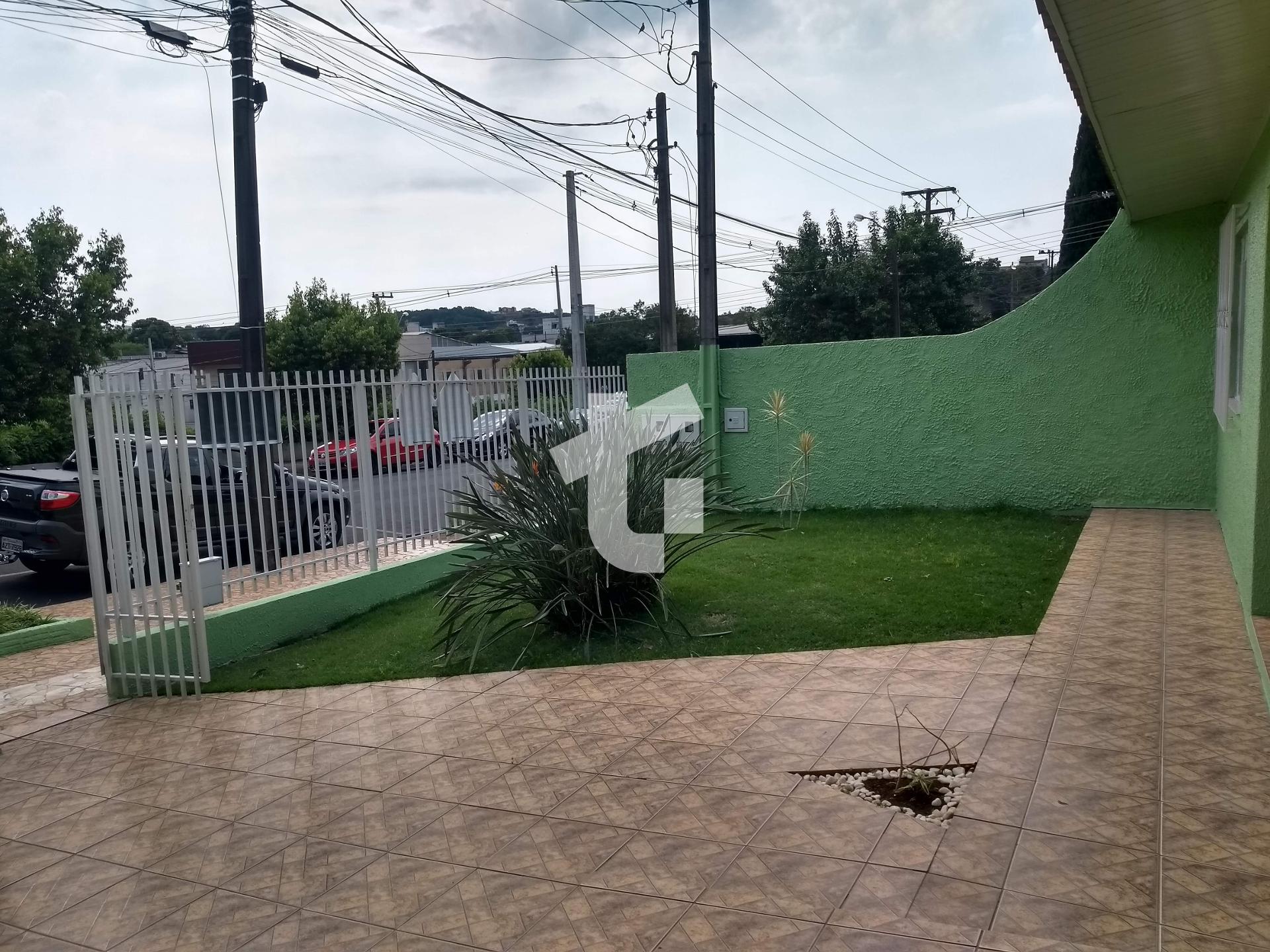 CASAS NO BAIRRO CENTRO! EXCELENTE OPORTUNIDADE DE INVESTIMENTO!