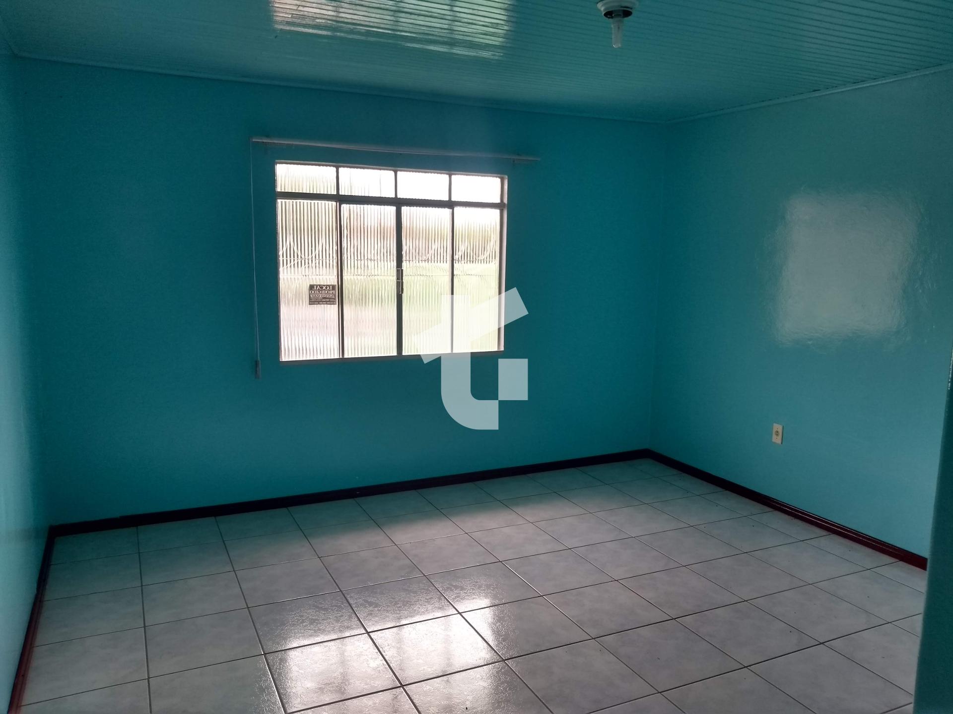 CASAS NO BAIRRO CENTRO! EXCELENTE OPORTUNIDADE DE INVESTIMENTO!