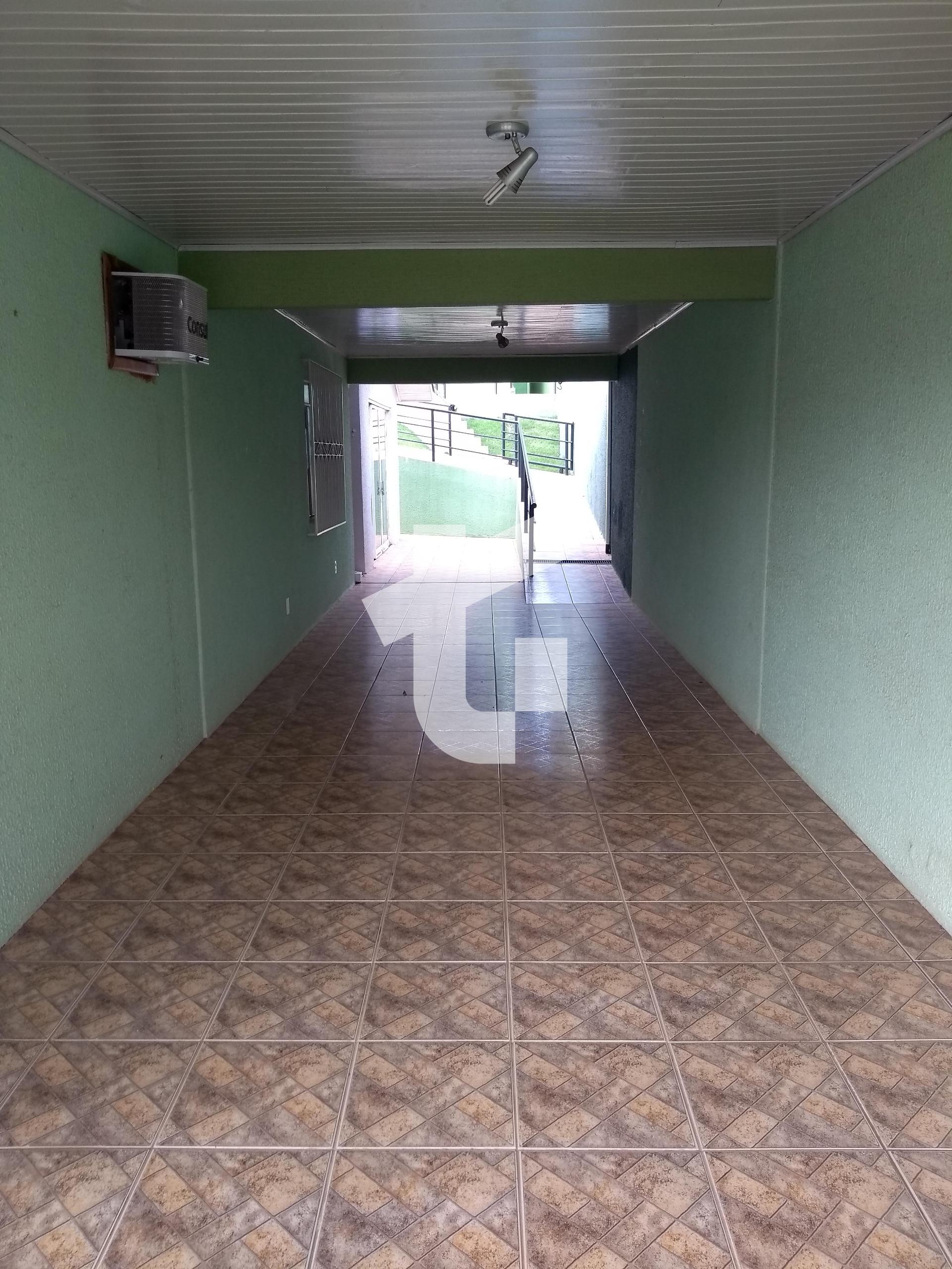CASAS NO BAIRRO CENTRO! EXCELENTE OPORTUNIDADE DE INVESTIMENTO!