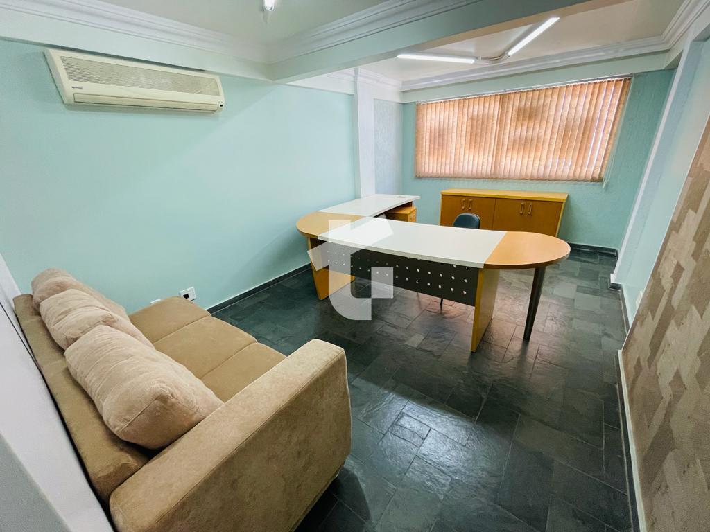 SALA COMERCIAL SEMIMOBILIADA DO EDIFICIO COMERCIAL ITÁLIA.