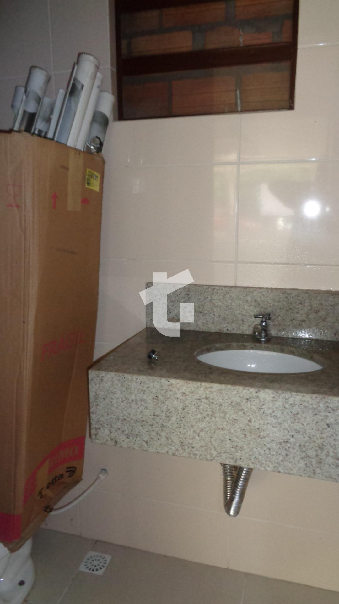 SALA COMERCIAL NA RUA ITACOLOMI, N 1741, COM PAVIMENTO TRREO E SUBSOLO