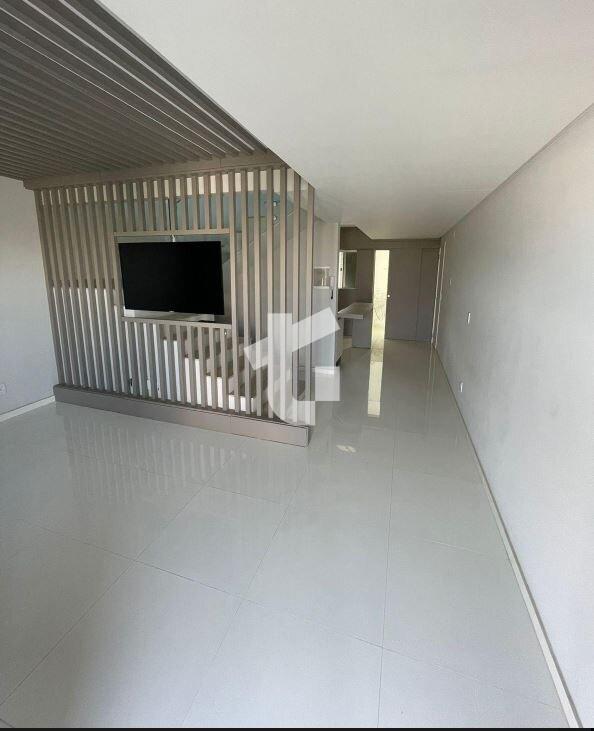 SOBRADO À VENDA  COM 180M², TERRENO 225M²- PINHEIROS, PATO BRA...