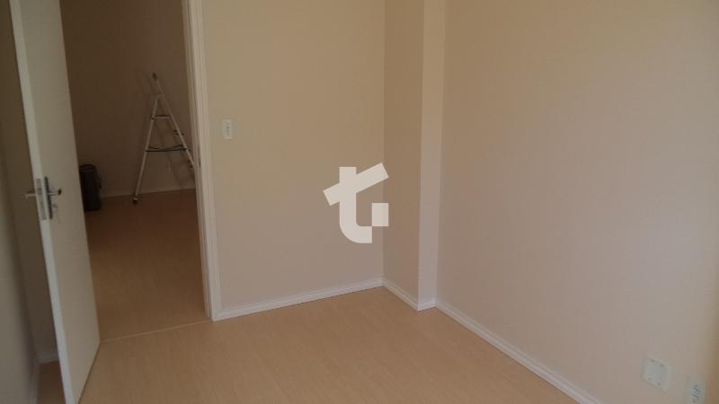 APARTAMENTO SEMIMOBILIADO VENDA NO ED. ANA LUIZA, CENTRO DE PATO BRANCO - PR