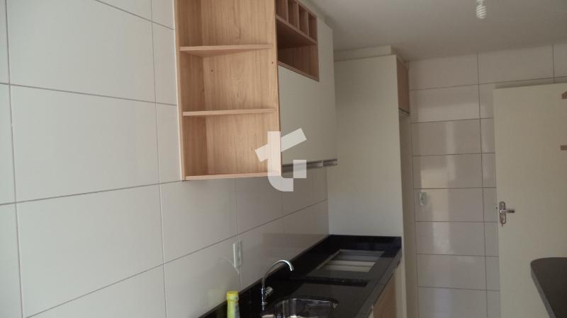 APARTAMENTO SEMIMOBILIADO VENDA NO ED. ANA LUIZA, CENTRO DE PATO BRANCO - PR