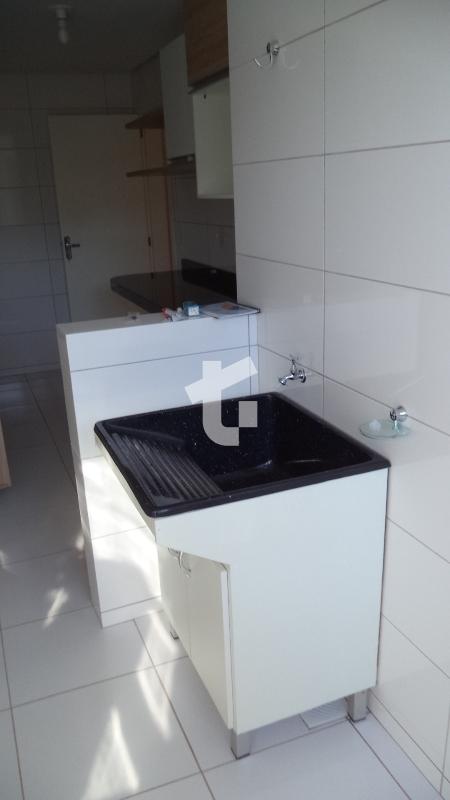 APARTAMENTO SEMIMOBILIADO VENDA NO ED. ANA LUIZA, CENTRO DE PATO BRANCO - PR