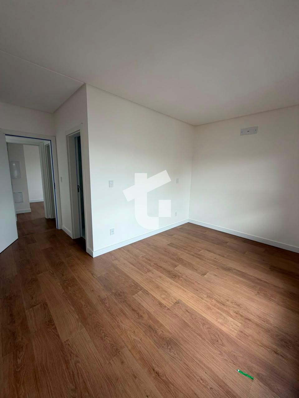 APARTAMENTO À VENDA NO EDIFÍCIO CHARDONNAY 297, CENTRO, PATO B...