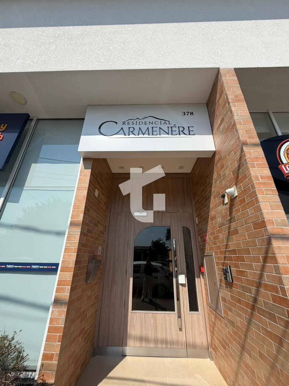 APARTAMENTO MOBILIADO NO RESIDENCIAL CARMENÉRE À VENDA EM PATO...