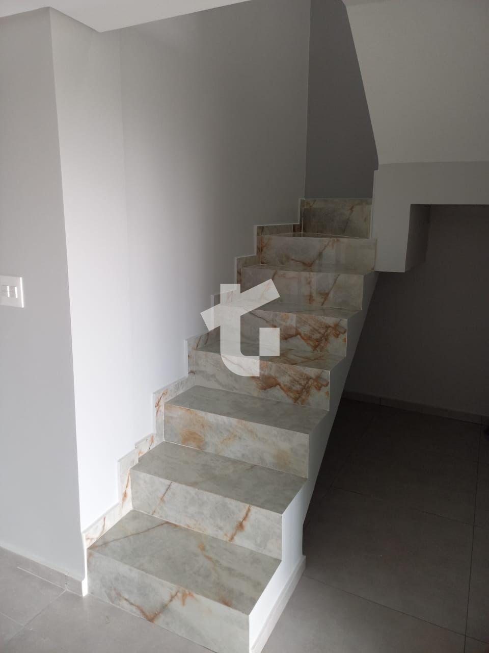 CASA VENDA, COM 1 SUTE, 2 DORMITRIOS, JARDIM PRIMAVERA, PATO BRANCO - PR