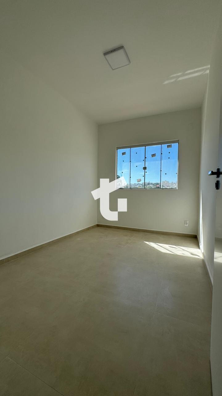 CASA TRREA, PARA LOCAO - B. JARDIM FLORESTA - PRXIMA AABB, PATO BRANCO - PR