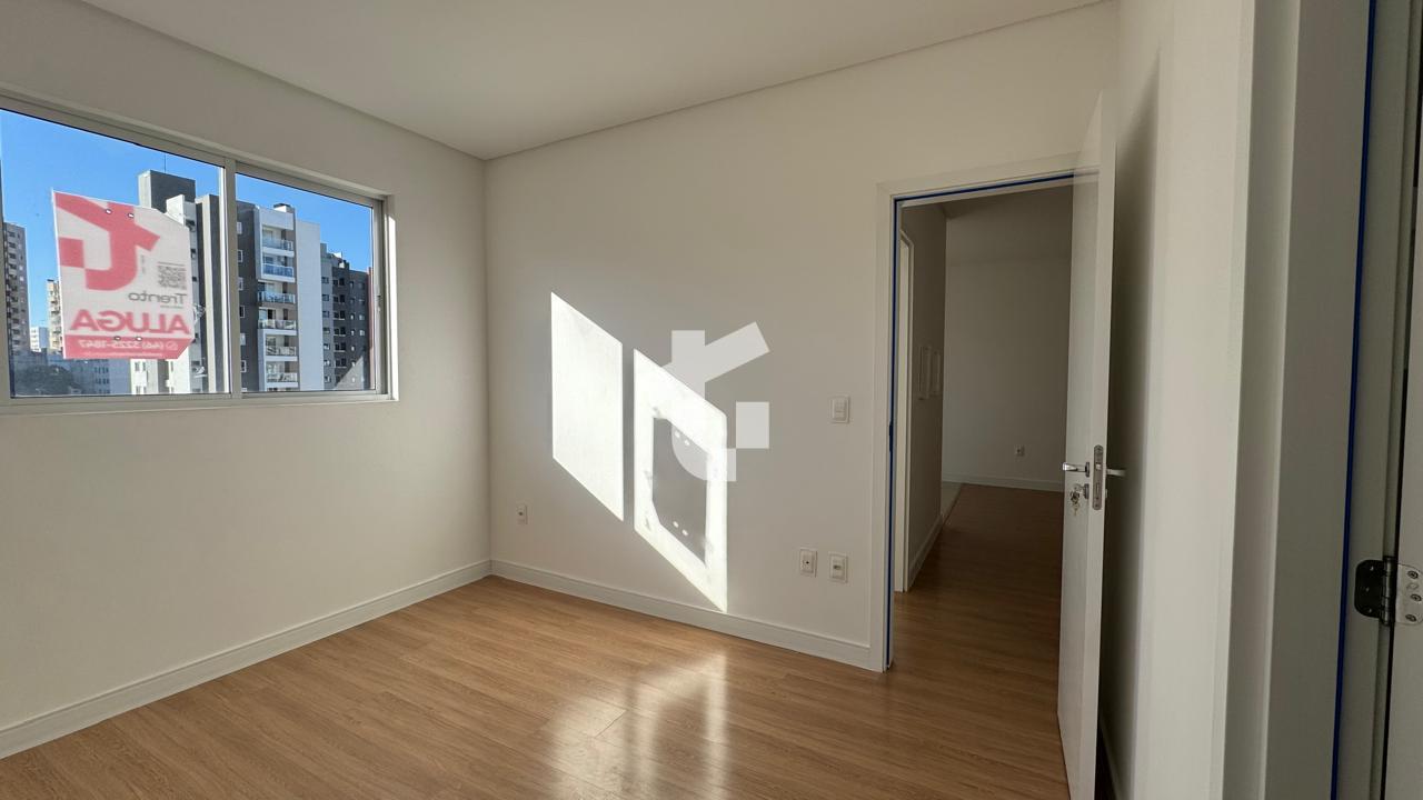 APARTAMENTO SEMIMOBILIADO PARA LOCAÇÃO ESQ. POLICLÍNICA, CENTRO, PATO BRANCO-PR.