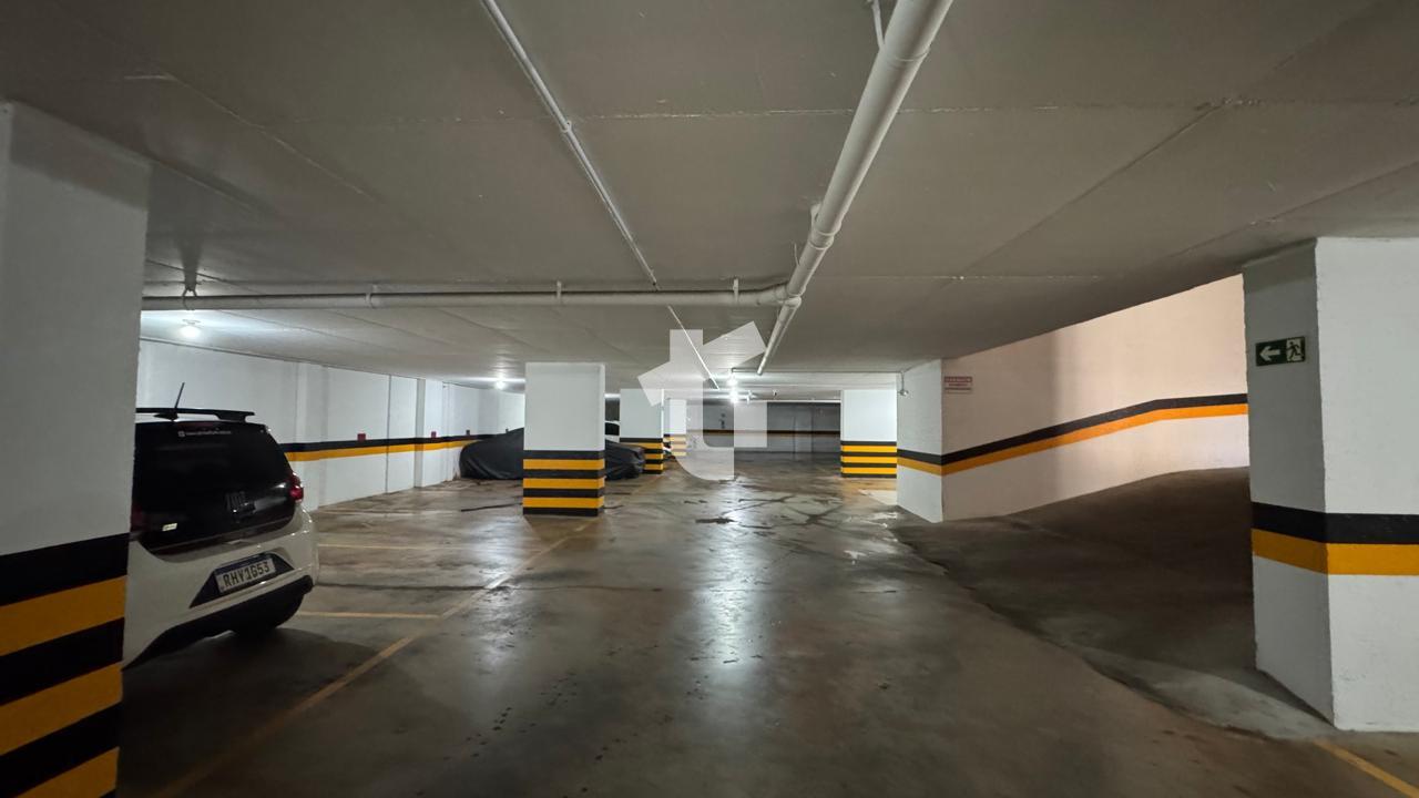 APARTAMENTO SEMIMOBILIADO PARA LOCAÇÃO ESQ. POLICLÍNICA, CENTRO, PATO BRANCO-PR.