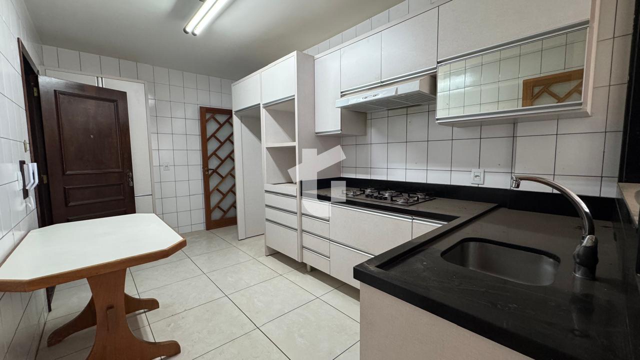 APARTAMENTO PARA LOCAÇÃO NO EDIFÍCIO ACAPULCO - CENTRO DE PATO BRANCO-PR.
