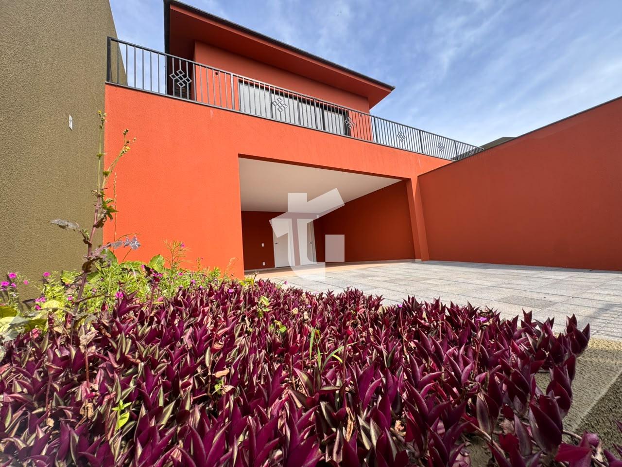 CASA À VENDA, 3 SUÍTES, PISCINA, FIREPLACE, LAREIRA VILA ISABE...