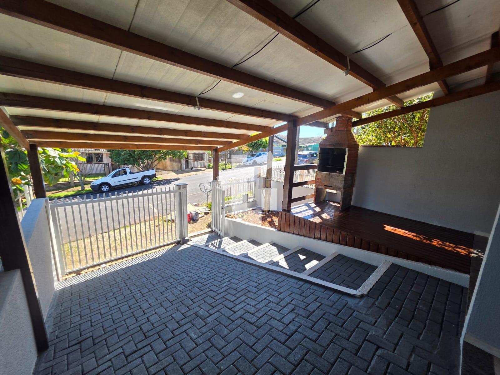 CASA COM 3 DORMITÓRIOS, SEMIMOBILIADO, SÃO FRANCISCO - PATO BR...