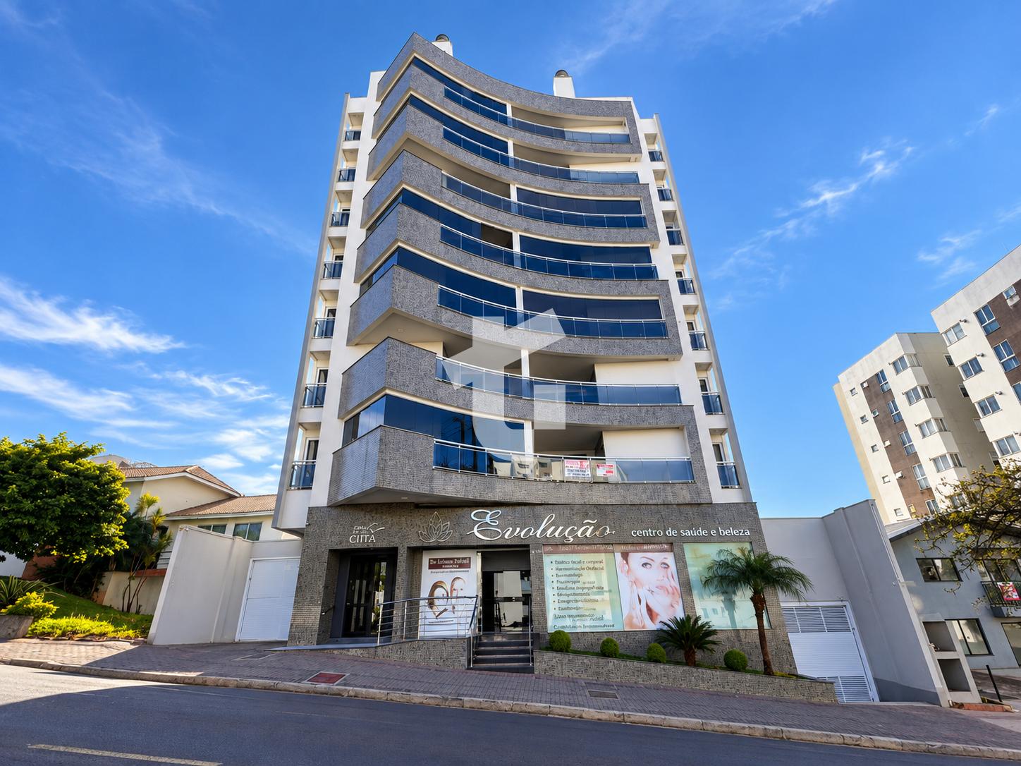 APARTAMENTO SEMIMOBILIADO - RESIDENCIAL BELLA CITTÁ, 3 SUÍTES,...