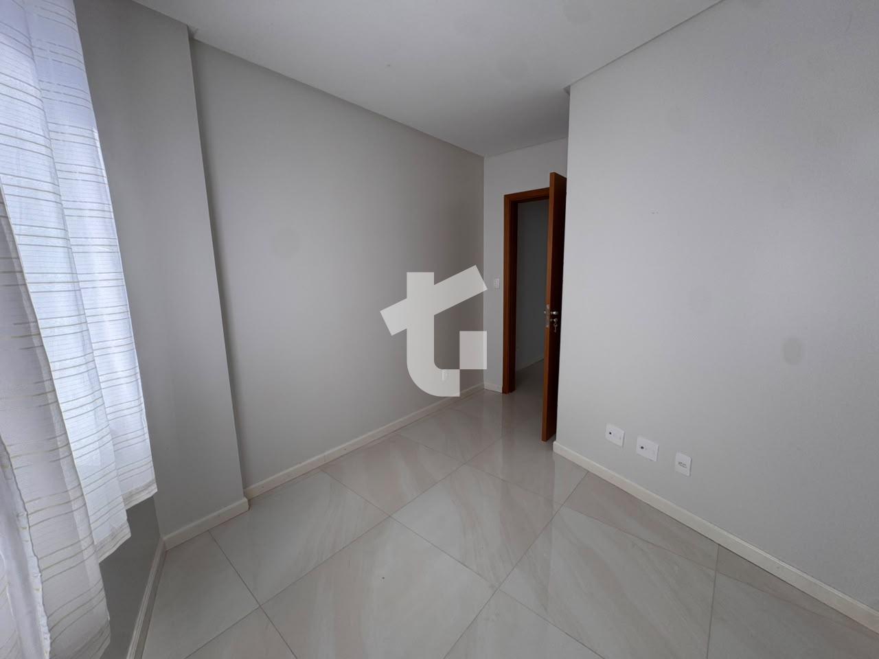 APARTAMENTO SEMIMOBILIADO - EDIFÍCIO CAROLINE, 1 SUÍTE E 1 DORMITÓRIO, CENTRO - PATO BRANCOPR!