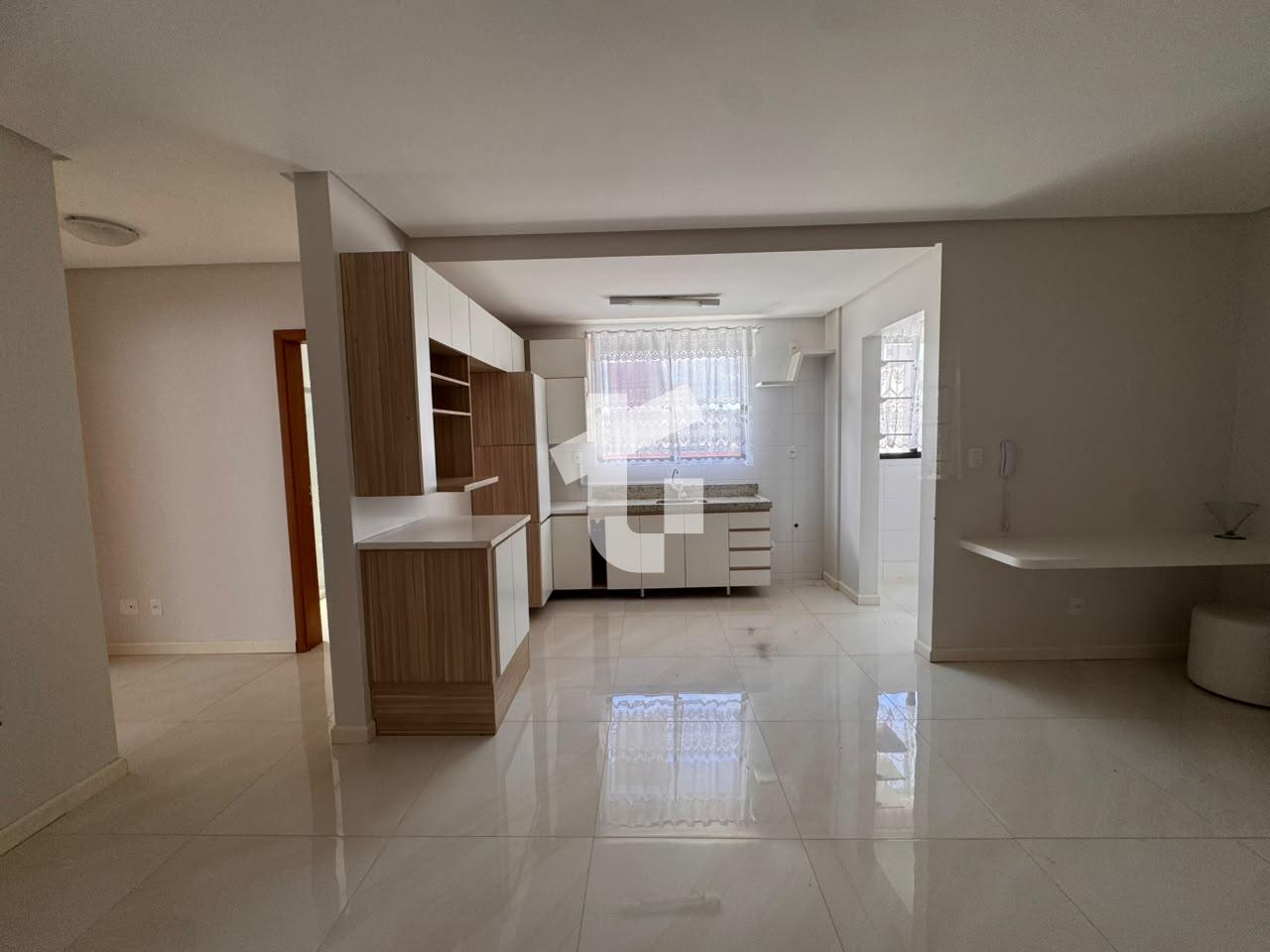 APARTAMENTO SEMIMOBILIADO - EDIFÍCIO CAROLINE, 1 SUÍTE E 1 DORMITÓRIO, CENTRO - PATO BRANCOPR!