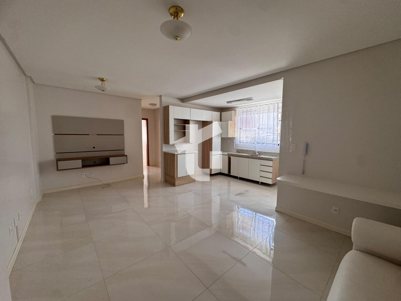 APARTAMENTO SEMIMOBILIADO - EDIFÍCIO CAROLINE, 1 SUÍTE E 1 DOR...