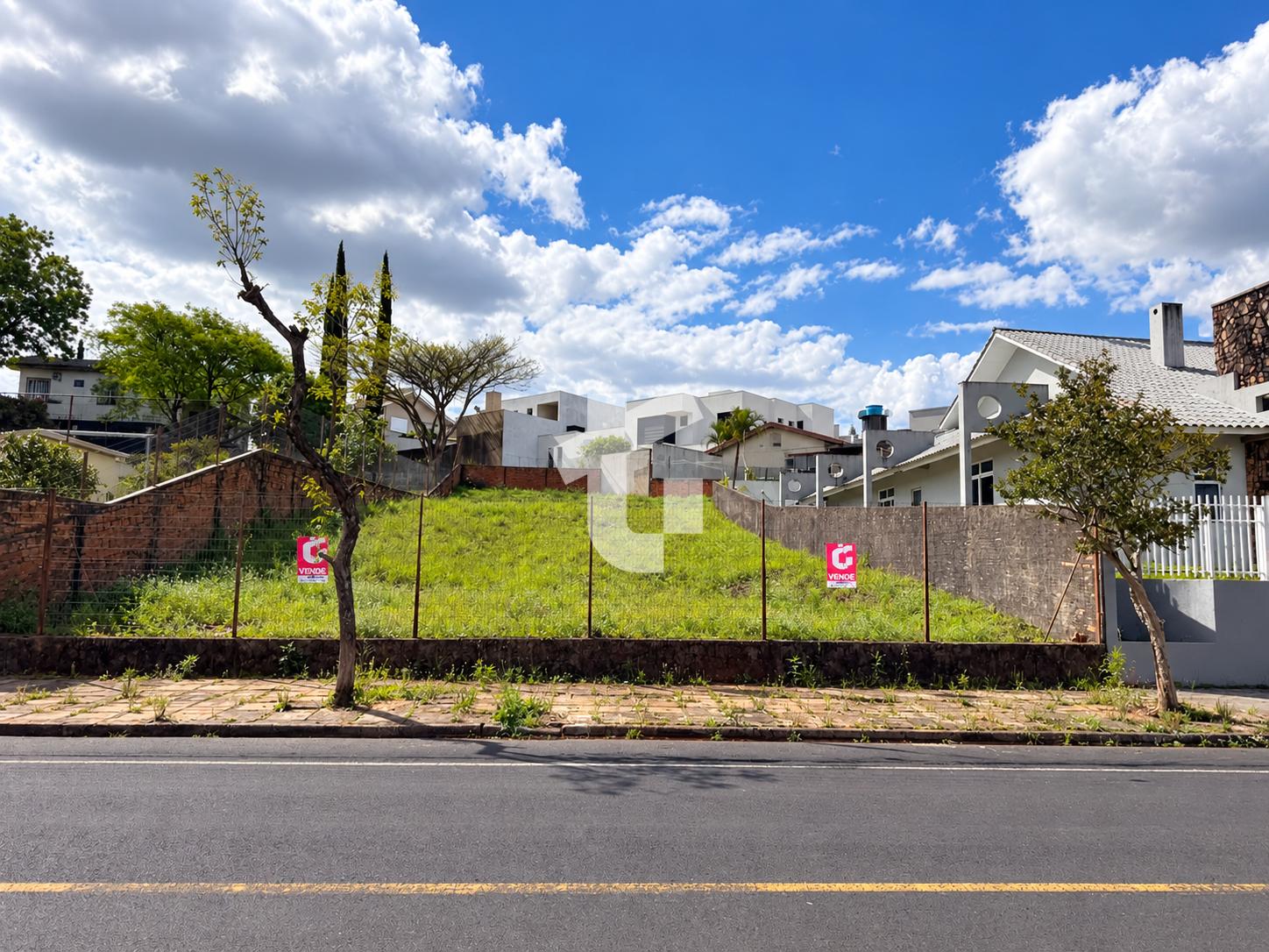 TERRENO À VENDA JARDIM DAS AMÉRICAS,  RUA ARGENTINA 697M2 - PA...